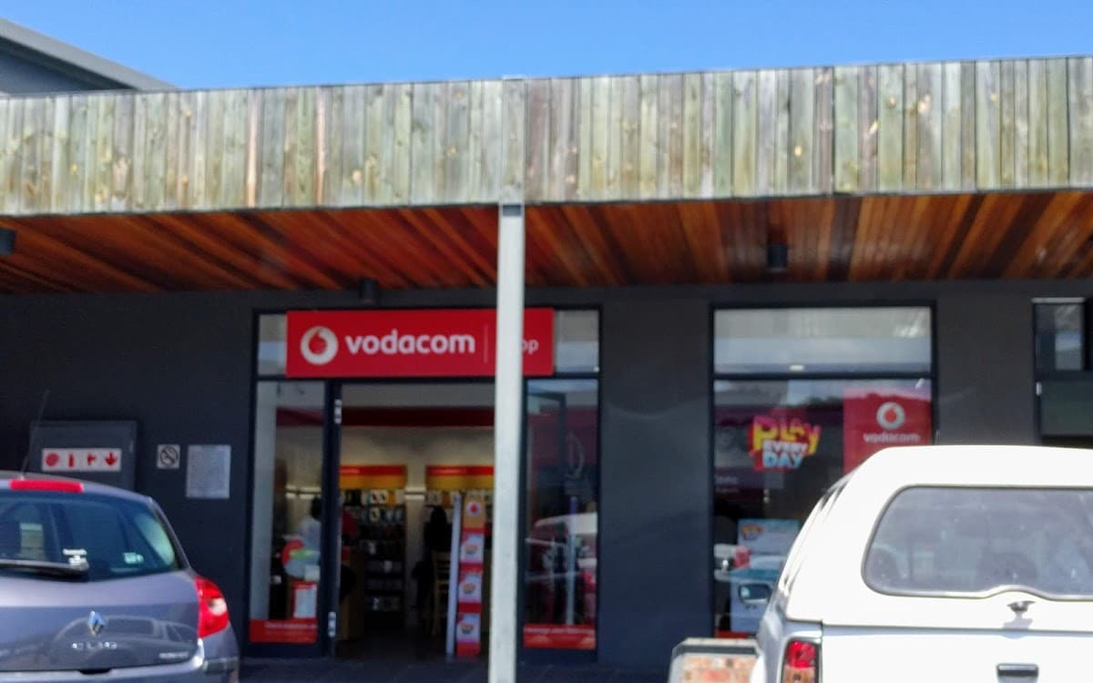 Sachar Mobile Lakeside Mall — Vodacom store